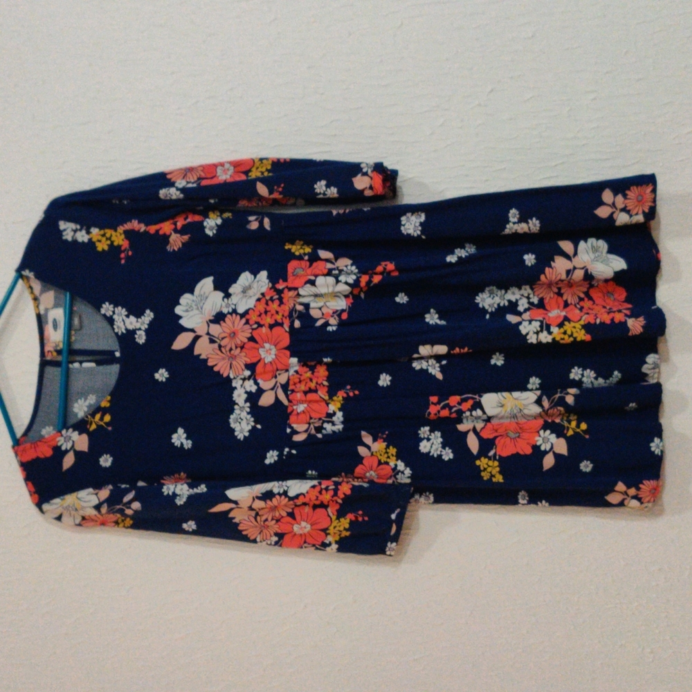 Scoop neck floral dress